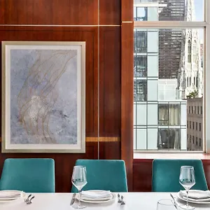 فندق Doubletree By Hilton Midtown Fifth Ave